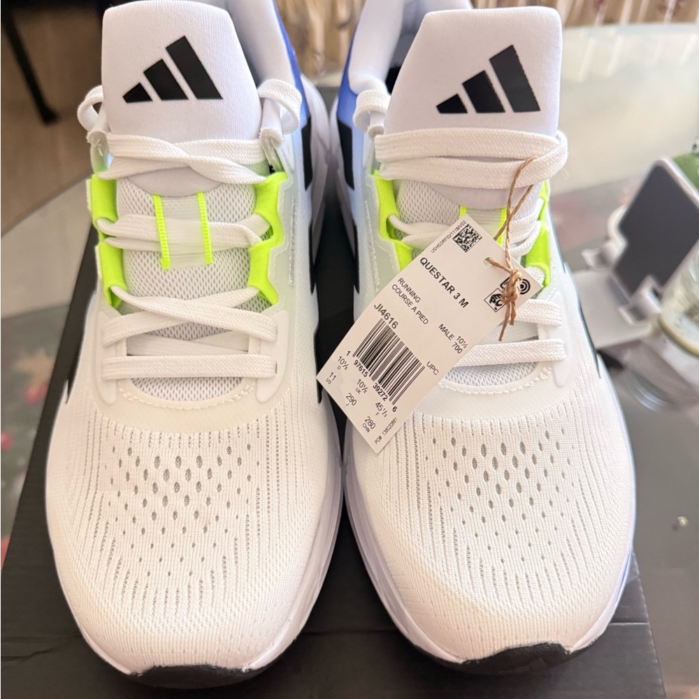 Adidas Questar 3 running sneakers White and Lime Green Sneakers size 12 or 28cm - Picture 3 of 12